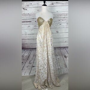 La Femme Gold Sequin Strapless Gown Size 2 Metallic Glitter Maxi Formal
